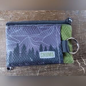 Chums Green and Black Zippered Pouch